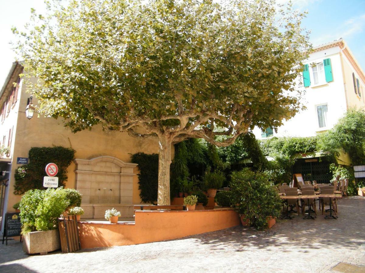 Les 12 Sables Daire Le Lavandou Dış mekan fotoğraf